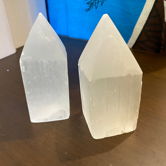 Selenite Pyramid Tower 12CM