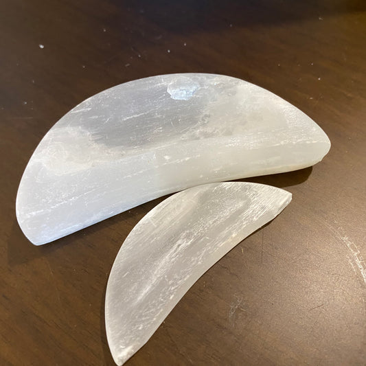 Selenite Crescent Moon Bowl Set 10cm